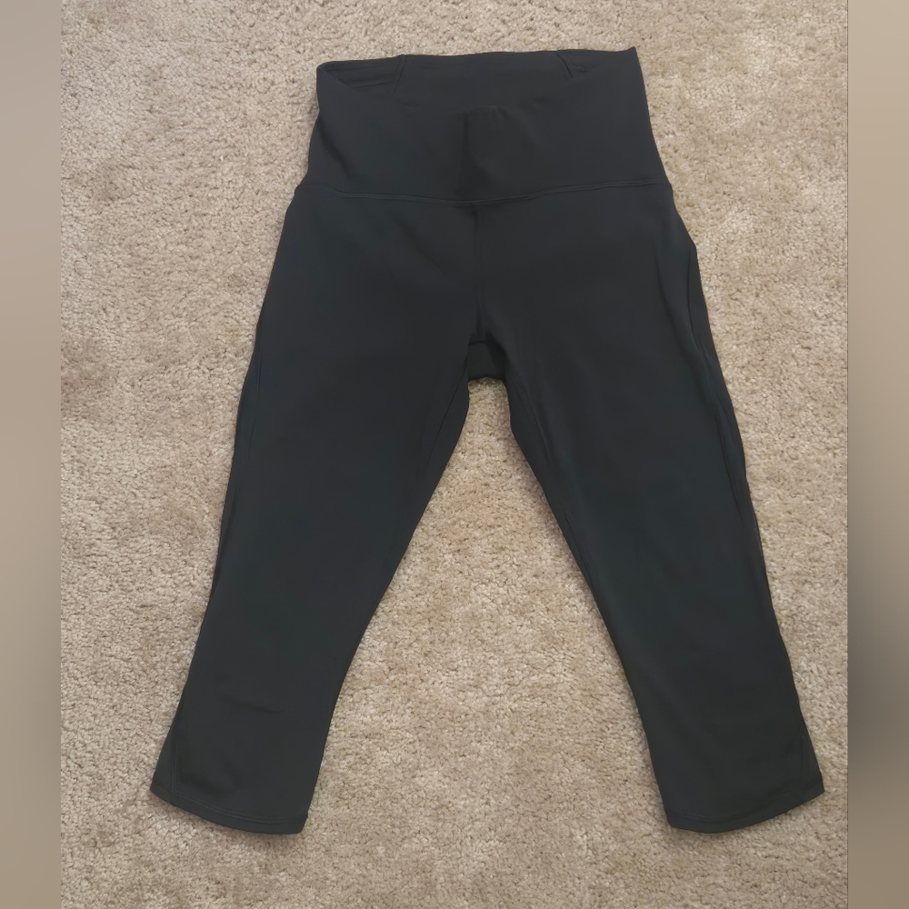 Lululemon Athletica Midnight Black Capris